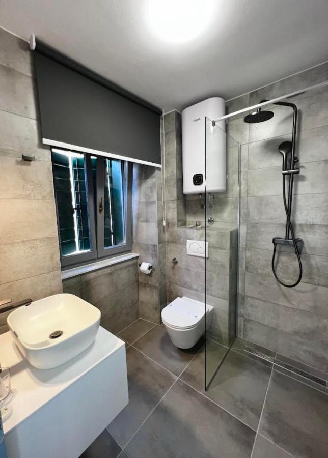 Tri Lava Luxury Living Hotell Split Exteriör bild
